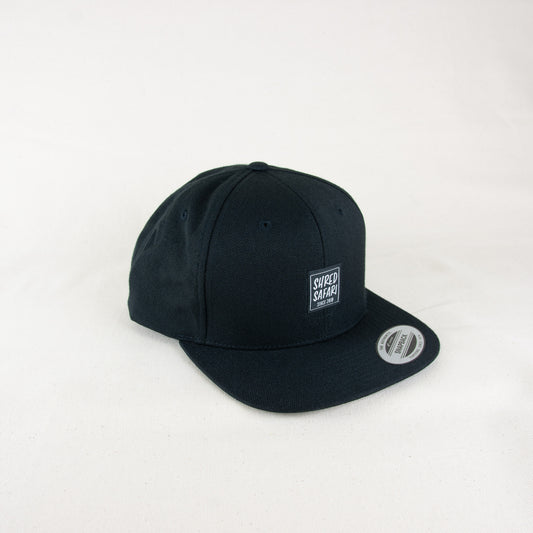 SHREDSAFARI Classic Snapback Cap, Black